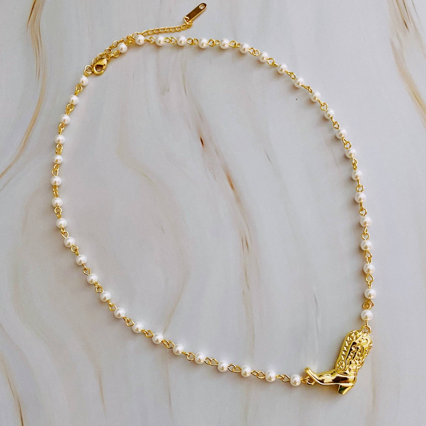 Boot Pearl Necklace