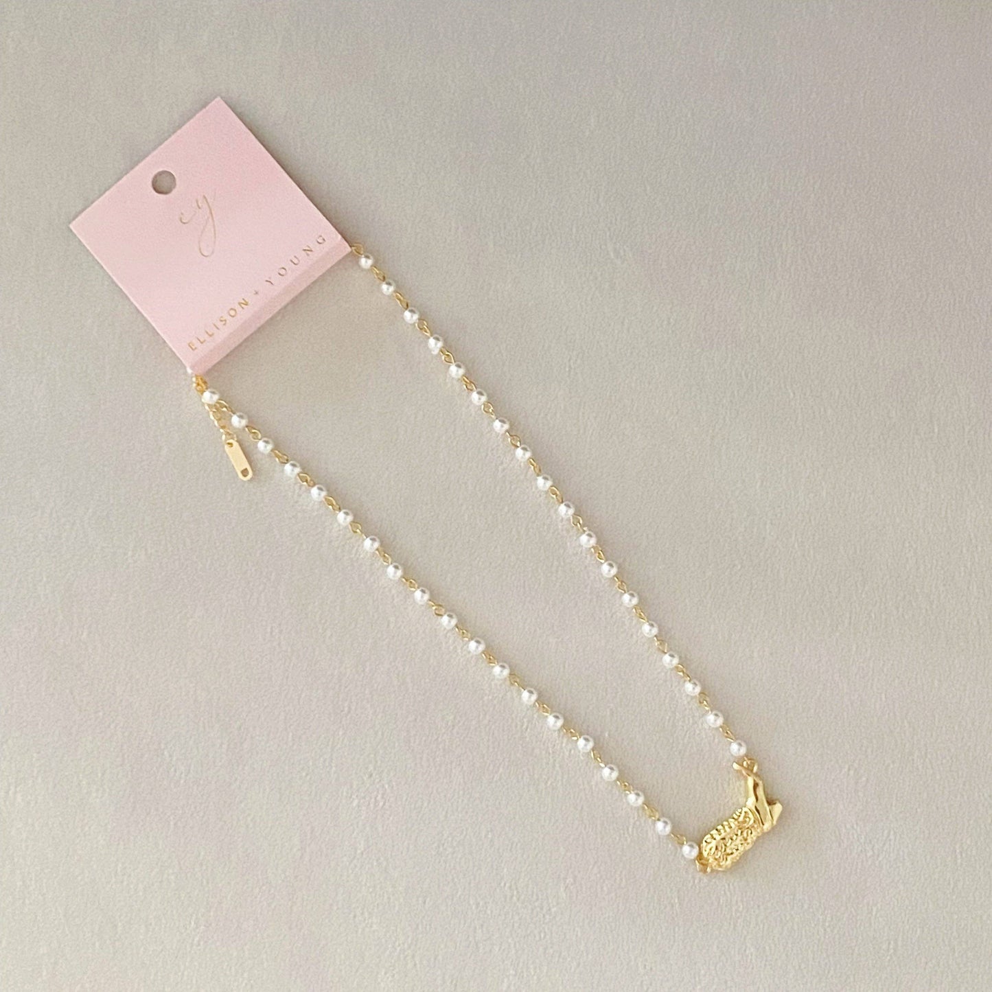 Boot Pearl Necklace