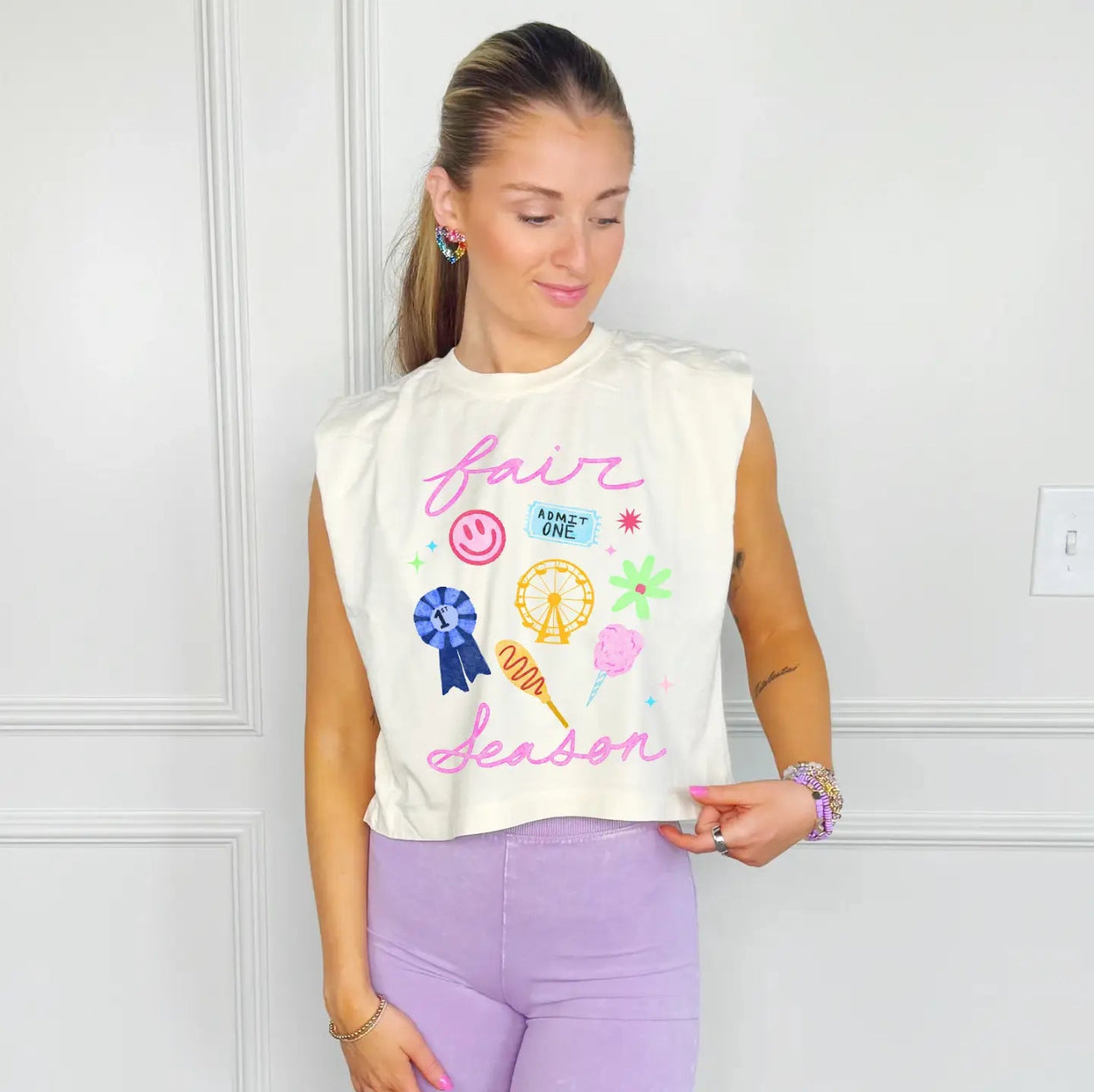 GRAPHIC TEES